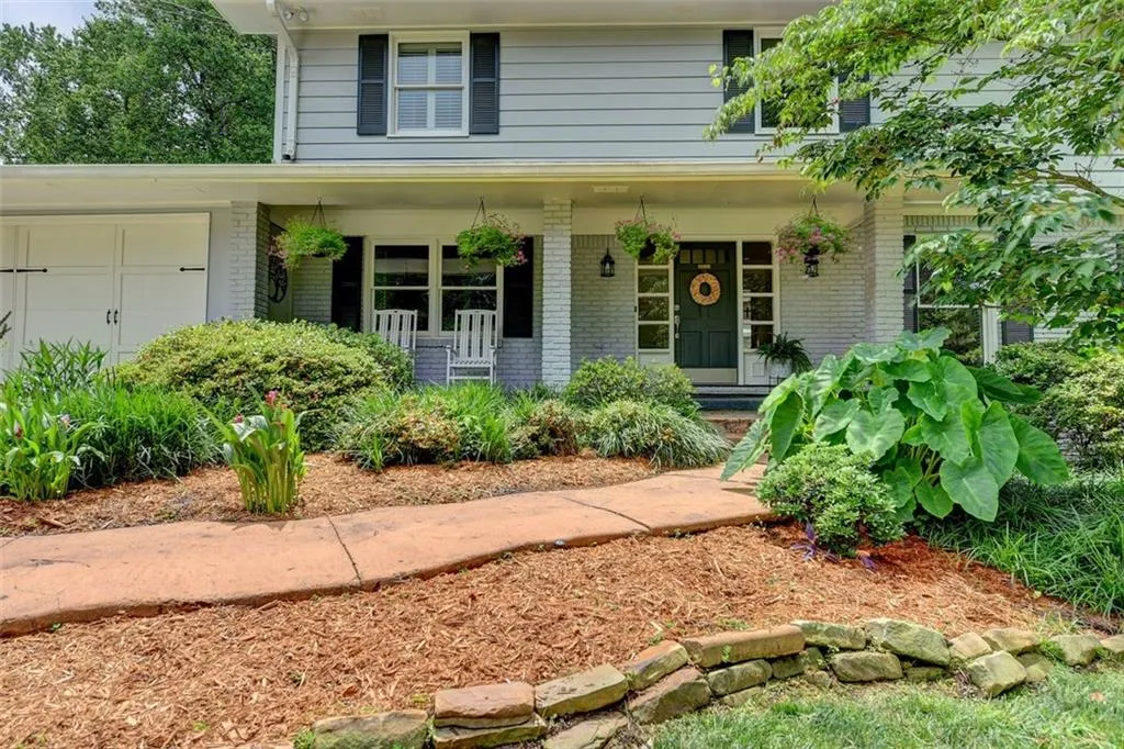 6695 River Springs Court, Atlanta, Georgia 30328, 4 Bedrooms Bedrooms, ,2 BathroomsBathrooms,Residential,Sold,6695 River Springs Court,6896111 6695 River Springs Court, Atlanta, Georgia 30328, 4 Bedrooms Bedrooms, ,2 BathroomsBathrooms,Residential,Sold,6695 River Springs Court,6896111