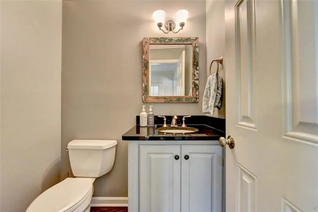 6695 River Springs Court, Atlanta, Georgia 30328, 4 Bedrooms Bedrooms, ,2 BathroomsBathrooms,Residential,Sold,6695 River Springs Court,6896111 6695 River Springs Court, Atlanta, Georgia 30328, 4 Bedrooms Bedrooms, ,2 BathroomsBathrooms,Residential,Sold,6695 River Springs Court,6896111