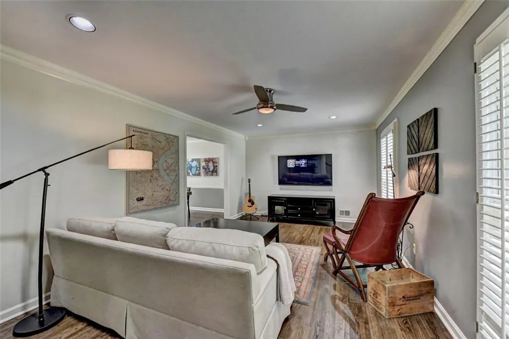 6695 River Springs Court, Atlanta, Georgia 30328, 4 Bedrooms Bedrooms, ,2 BathroomsBathrooms,Residential,Sold,6695 River Springs Court,6896111 6695 River Springs Court, Atlanta, Georgia 30328, 4 Bedrooms Bedrooms, ,2 BathroomsBathrooms,Residential,Sold,6695 River Springs Court,6896111