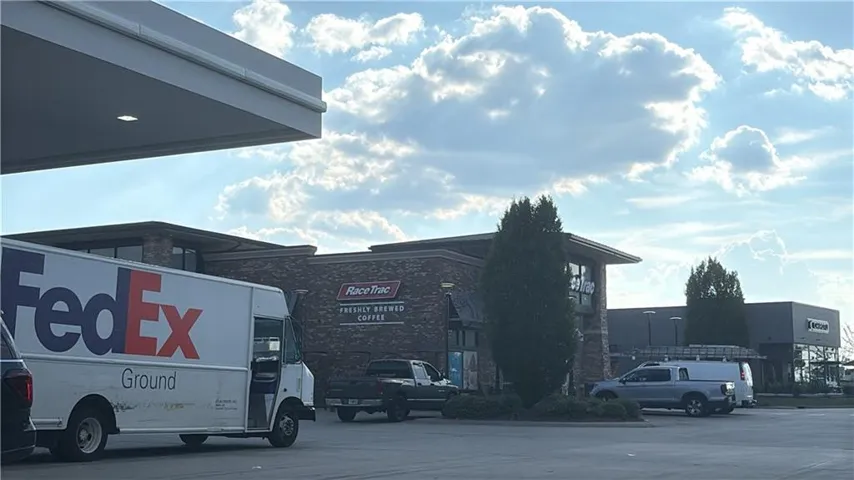 1170