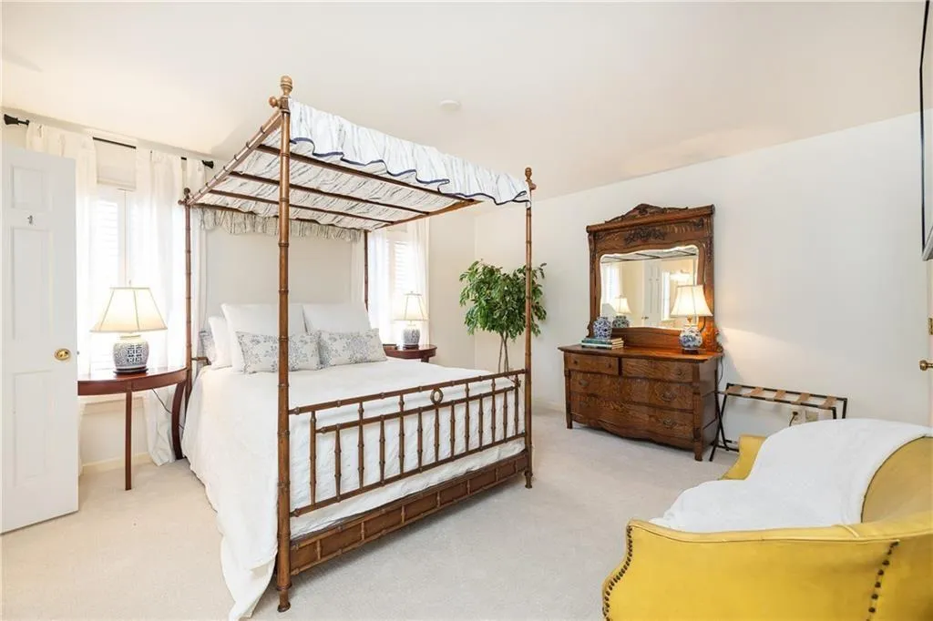 Bedroom with carpet floors