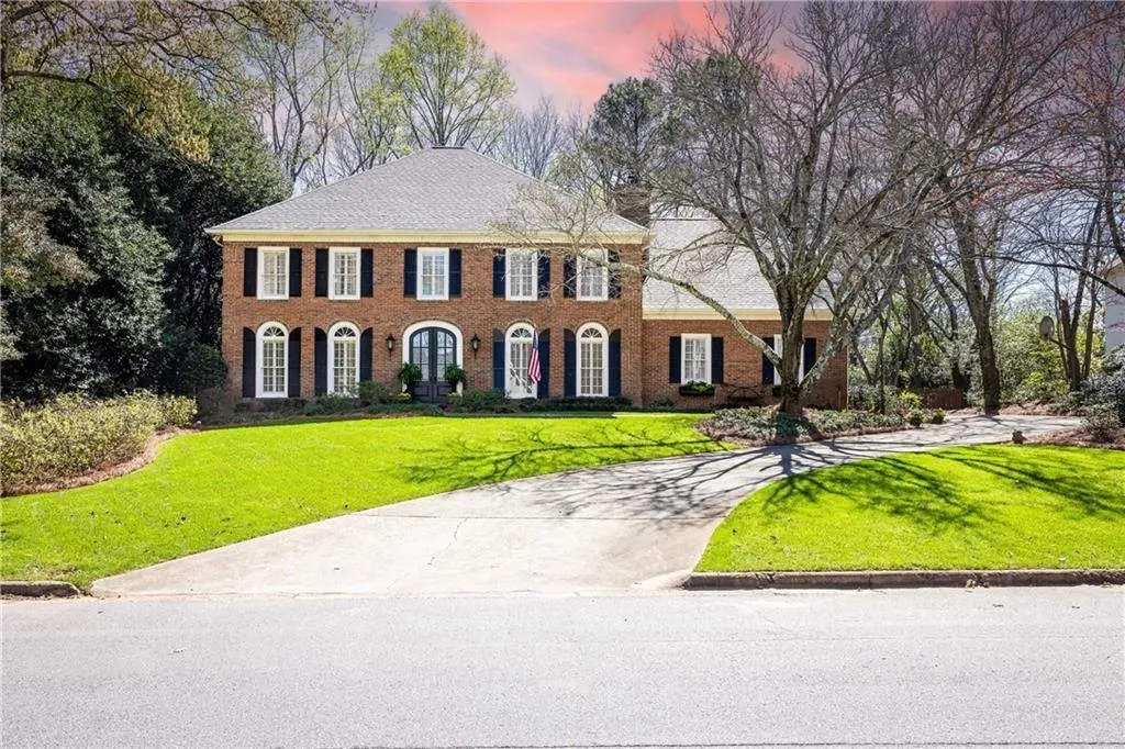 310 Cameron Ridge Drive Nw, Atlanta, Georgia 30328, 4 Bedrooms Bedrooms, ,3 BathroomsBathrooms,Residential,Sold,310 Cameron Ridge Drive Nw,7731822