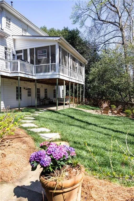 310 Cameron Ridge Drive Nw, Atlanta, Georgia 30328, 4 Bedrooms Bedrooms, ,3 BathroomsBathrooms,Residential,Sold,310 Cameron Ridge Drive Nw,7731822