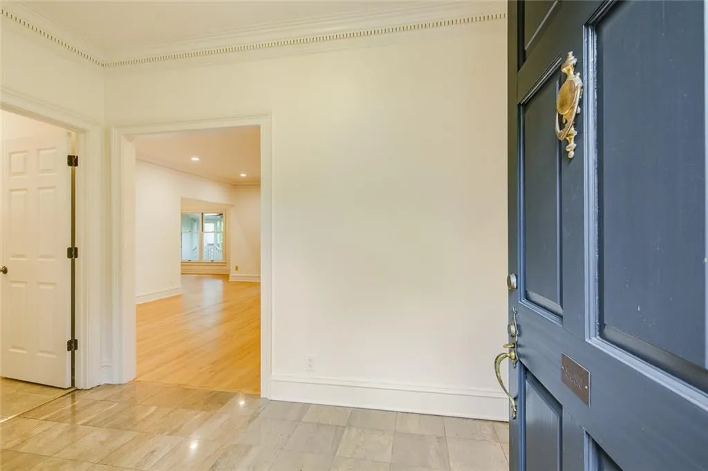 5680 River Oaks Place Unit 25, Atlanta, Georgia 30327, 2 Bedrooms Bedrooms, ,2 BathroomsBathrooms,Residential,Sold,5680 River Oaks Place Unit 25,6739647