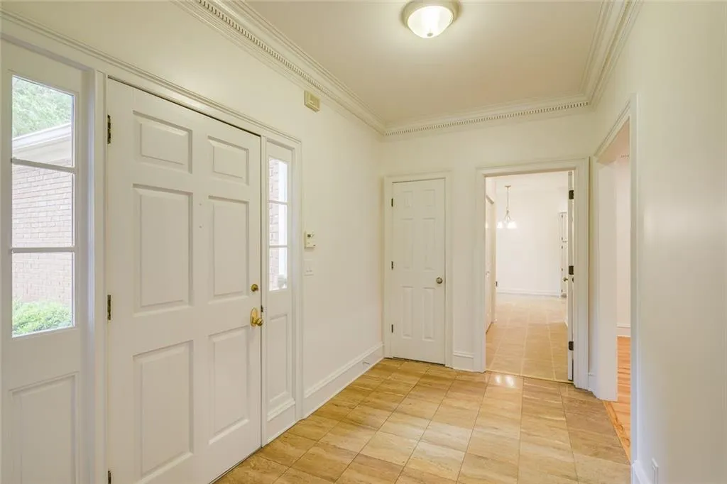 5680 River Oaks Place Unit 25, Atlanta, Georgia 30327, 2 Bedrooms Bedrooms, ,2 BathroomsBathrooms,Residential,Sold,5680 River Oaks Place Unit 25,6739647