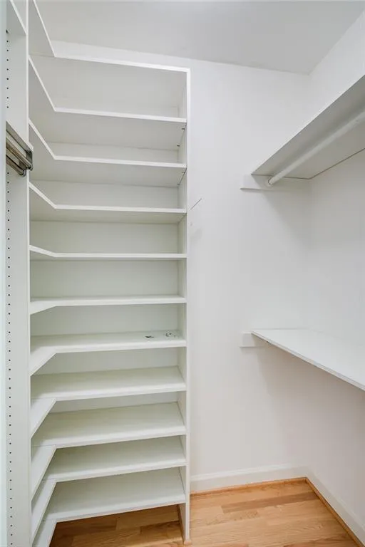 5680 River Oaks Place Unit 25, Atlanta, Georgia 30327, 2 Bedrooms Bedrooms, ,2 BathroomsBathrooms,Residential,Sold,5680 River Oaks Place Unit 25,6739647