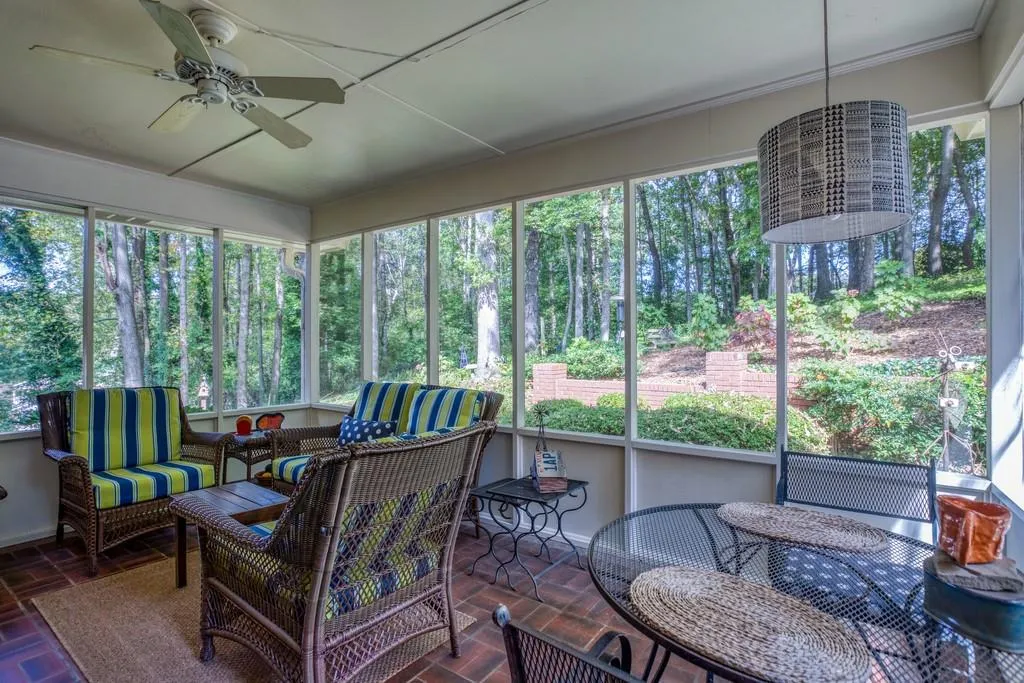 7665 Ryefield Drive, Sandy Springs, Georgia 30350, 4 Bedrooms Bedrooms, ,3 BathroomsBathrooms,Residential,Sold,7665 Ryefield Drive,6554804