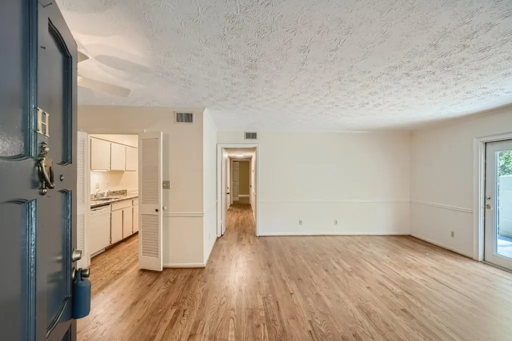 725 Dalrymple Road Unit 3h, Sandy Springs, Georgia 30328, 2 Bedrooms Bedrooms, ,2 BathroomsBathrooms,Residential,Sold,725 Dalrymple Road Unit 3h,7199648 725 Dalrymple Road Unit 3h, Sandy Springs, Georgia 30328, 2 Bedrooms Bedrooms, ,2 BathroomsBathrooms,Residential,Sold,725 Dalrymple Road Unit 3h,7199648