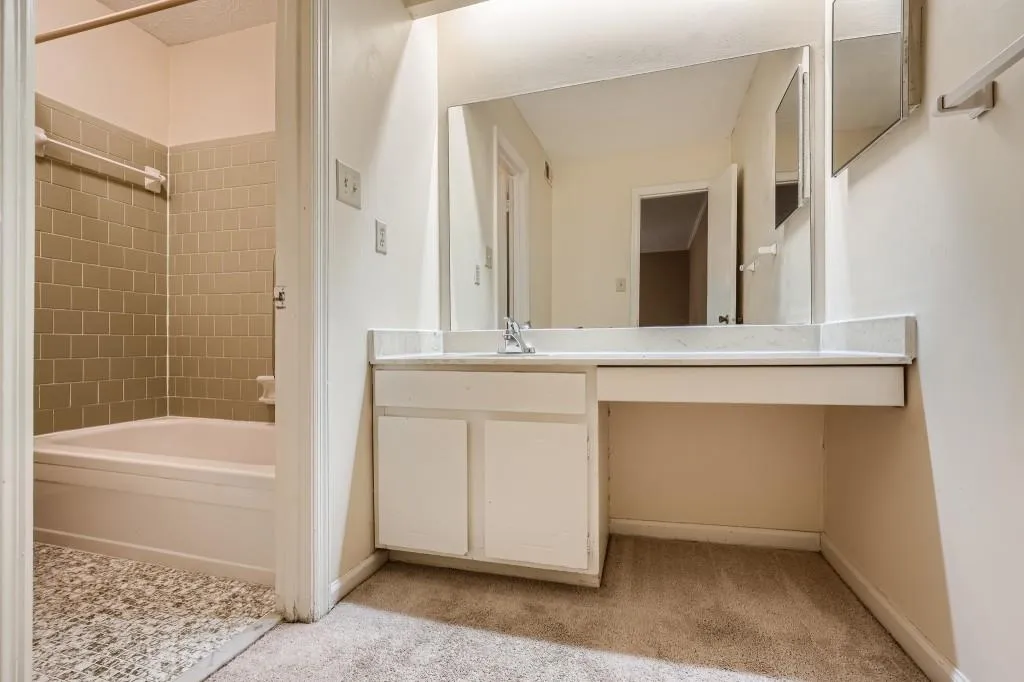 725 Dalrymple Road Unit 3h, Sandy Springs, Georgia 30328, 2 Bedrooms Bedrooms, ,2 BathroomsBathrooms,Residential,Sold,725 Dalrymple Road Unit 3h,7199648 725 Dalrymple Road Unit 3h, Sandy Springs, Georgia 30328, 2 Bedrooms Bedrooms, ,2 BathroomsBathrooms,Residential,Sold,725 Dalrymple Road Unit 3h,7199648