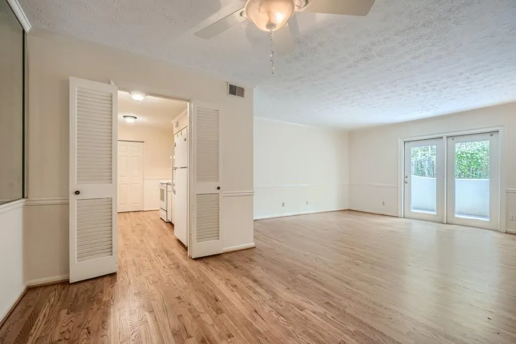 725 Dalrymple Road Unit 3h, Sandy Springs, Georgia 30328, 2 Bedrooms Bedrooms, ,2 BathroomsBathrooms,Residential,Sold,725 Dalrymple Road Unit 3h,7199648 725 Dalrymple Road Unit 3h, Sandy Springs, Georgia 30328, 2 Bedrooms Bedrooms, ,2 BathroomsBathrooms,Residential,Sold,725 Dalrymple Road Unit 3h,7199648