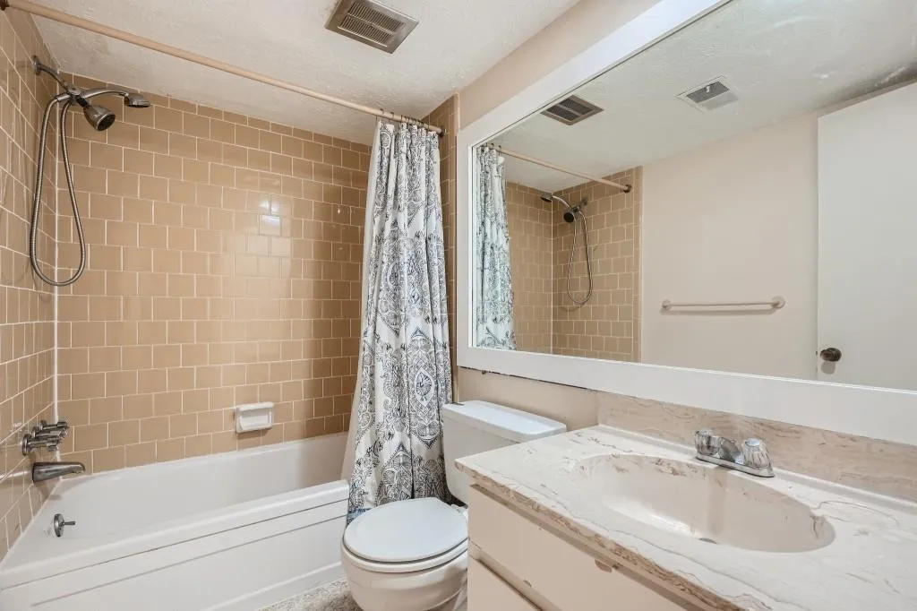 725 Dalrymple Road Unit 3h, Sandy Springs, Georgia 30328, 2 Bedrooms Bedrooms, ,2 BathroomsBathrooms,Residential,Sold,725 Dalrymple Road Unit 3h,7199648 725 Dalrymple Road Unit 3h, Sandy Springs, Georgia 30328, 2 Bedrooms Bedrooms, ,2 BathroomsBathrooms,Residential,Sold,725 Dalrymple Road Unit 3h,7199648