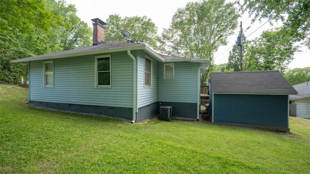 2881 Parrott Avenue Nw, Atlanta, Georgia 30318, 2 Bedrooms Bedrooms, ,2 BathroomsBathrooms,Residential,For Sale,2881 Parrott Avenue Nw,7664550