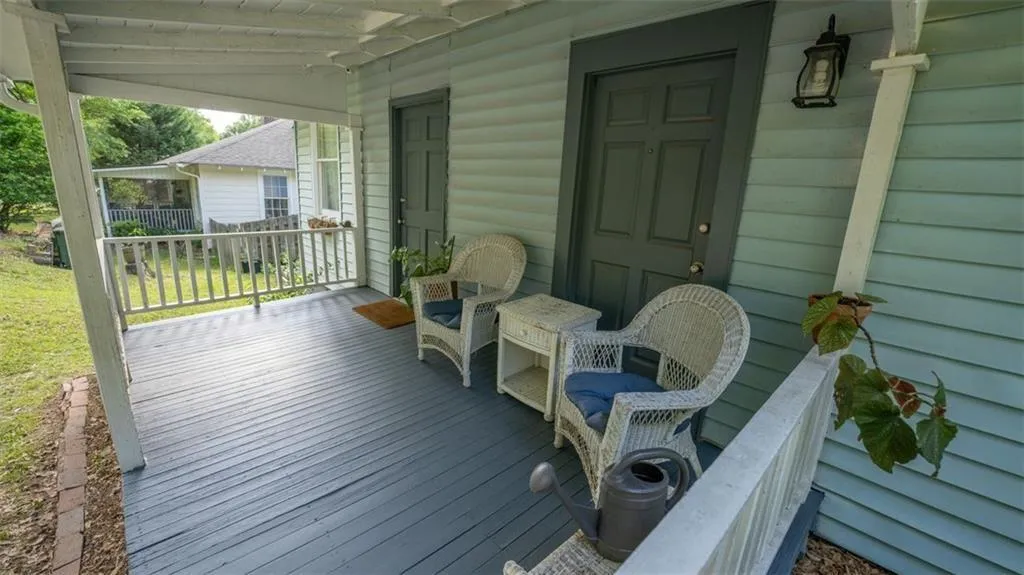 2881 Parrott Avenue Nw, Atlanta, Georgia 30318, 2 Bedrooms Bedrooms, ,2 BathroomsBathrooms,Residential,For Sale,2881 Parrott Avenue Nw,7664550