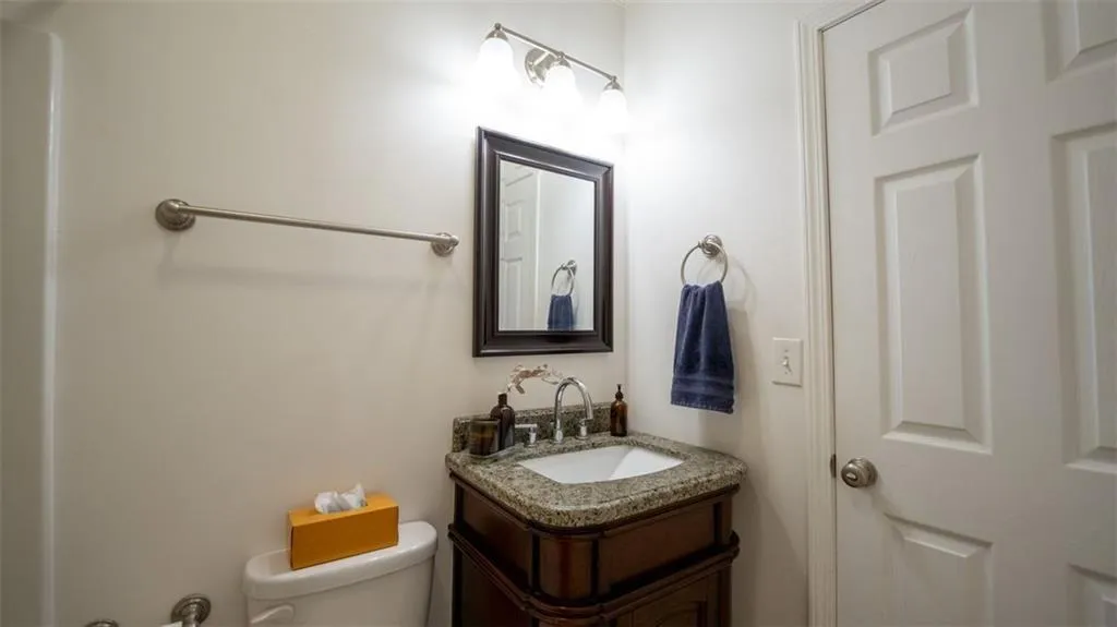 2881 Parrott Avenue Nw, Atlanta, Georgia 30318, 2 Bedrooms Bedrooms, ,2 BathroomsBathrooms,Residential,For Sale,2881 Parrott Avenue Nw,7664550
