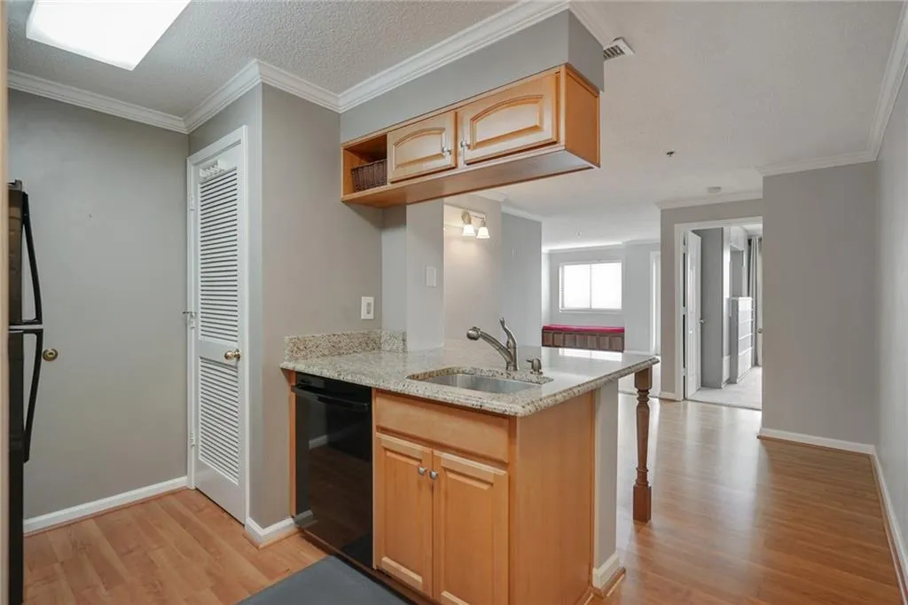 795 Hammond Drive Unit 2103, Sandy Springs, Georgia 30328, 1 Bedroom Bedrooms, ,1 BathroomBathrooms,Residential,Sold,795 Hammond Drive Unit 2103,6938791