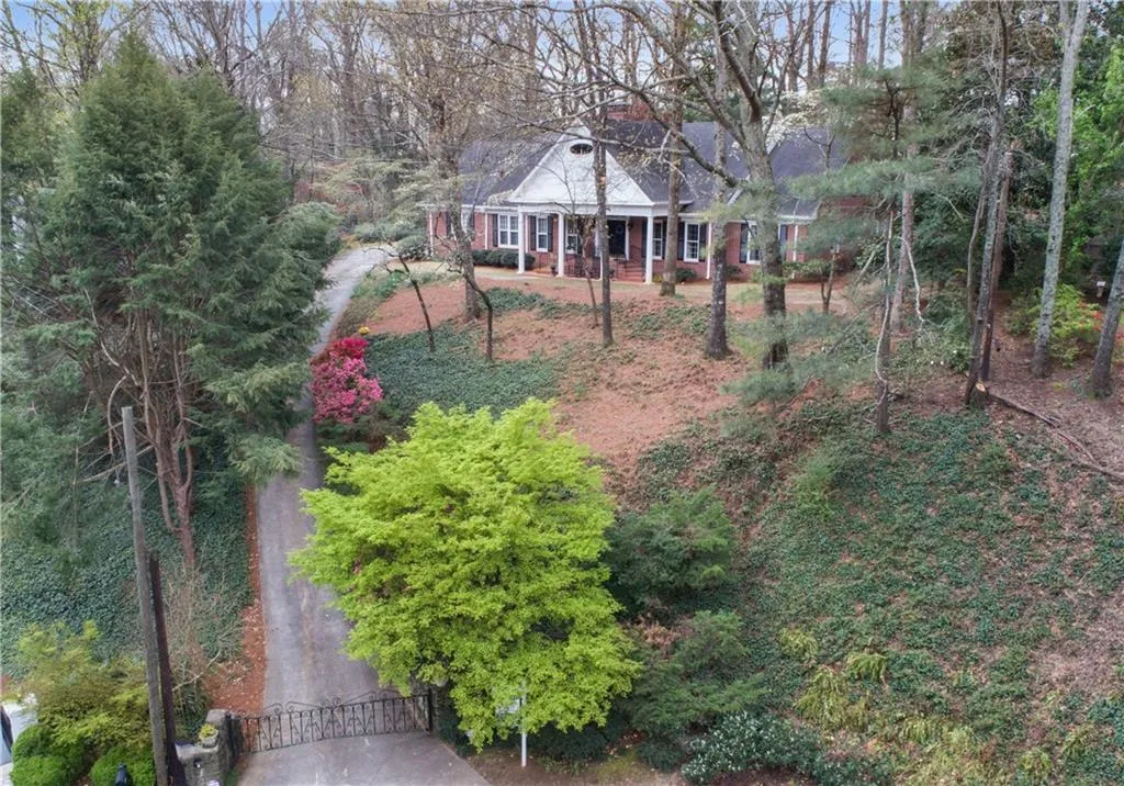4670 Paran Valley Nw, Atlanta, Georgia 30327, 5 Bedrooms Bedrooms, ,4 BathroomsBathrooms,Residential,Sold,4670 Paran Valley Nw,5976406
