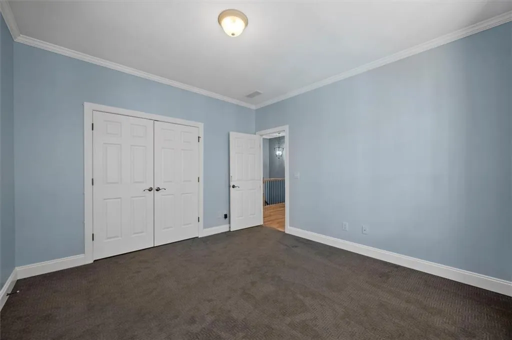5945 Reddington Way, Sandy Springs, Georgia 30328, 3 Bedrooms Bedrooms, ,3 BathroomsBathrooms,Residential,Sold,5945 Reddington Way,6975538