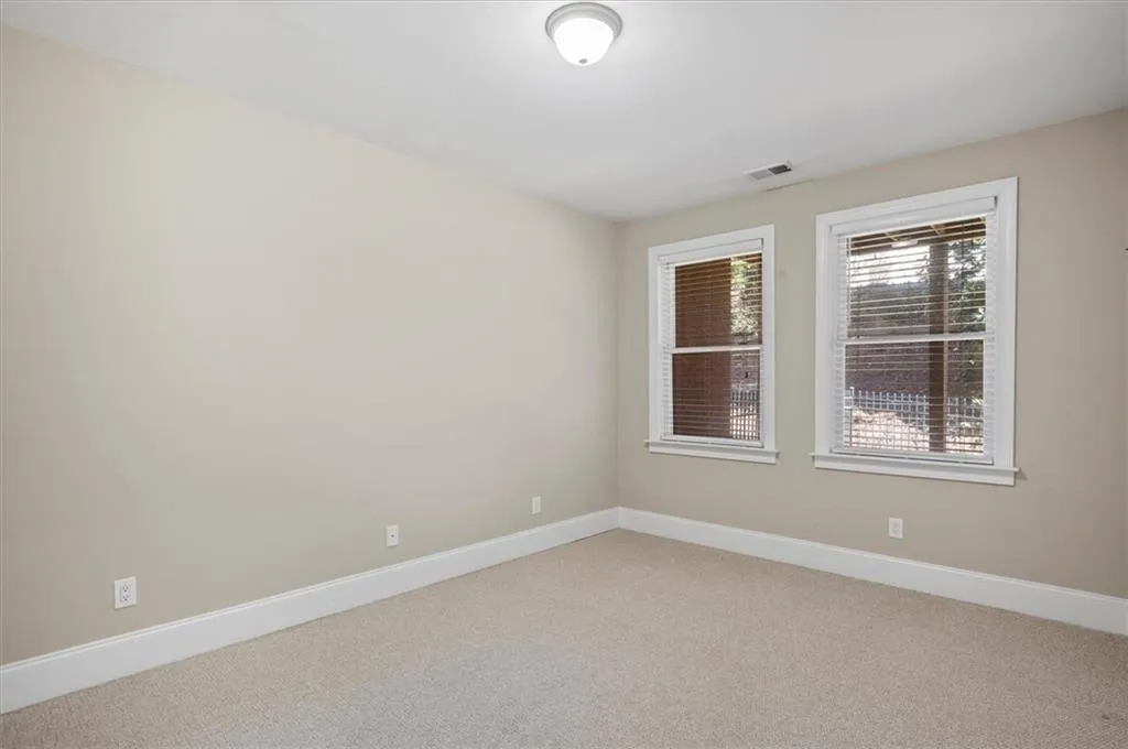 5945 Reddington Way, Sandy Springs, Georgia 30328, 3 Bedrooms Bedrooms, ,3 BathroomsBathrooms,Residential,Sold,5945 Reddington Way,6975538