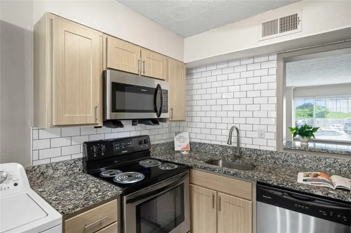5675 Roswell Road Unit D, Atlanta, Georgia 30342