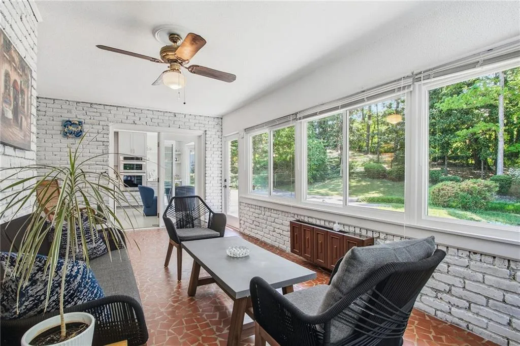460 Riverside Parkway, Sandy Springs, Georgia 30328, 5 Bedrooms Bedrooms, ,5 BathroomsBathrooms,Residential,For Sale,460 Riverside Parkway,7756187