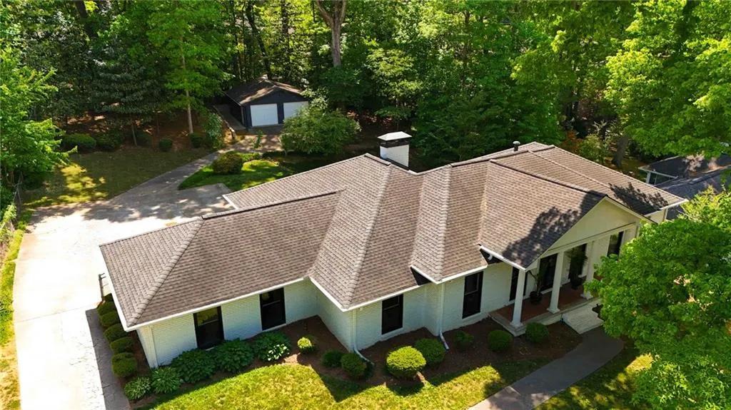 460 Riverside Parkway, Sandy Springs, Georgia 30328, 5 Bedrooms Bedrooms, ,5 BathroomsBathrooms,Residential,For Sale,460 Riverside Parkway,7756187