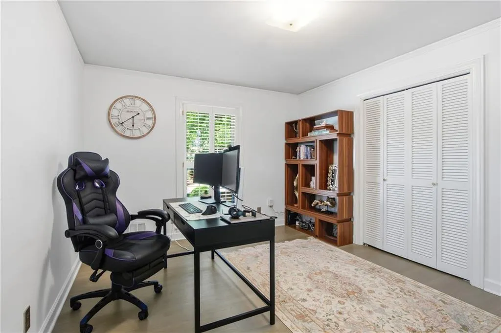460 Riverside Parkway, Sandy Springs, Georgia 30328, 5 Bedrooms Bedrooms, ,5 BathroomsBathrooms,Residential,For Sale,460 Riverside Parkway,7756187