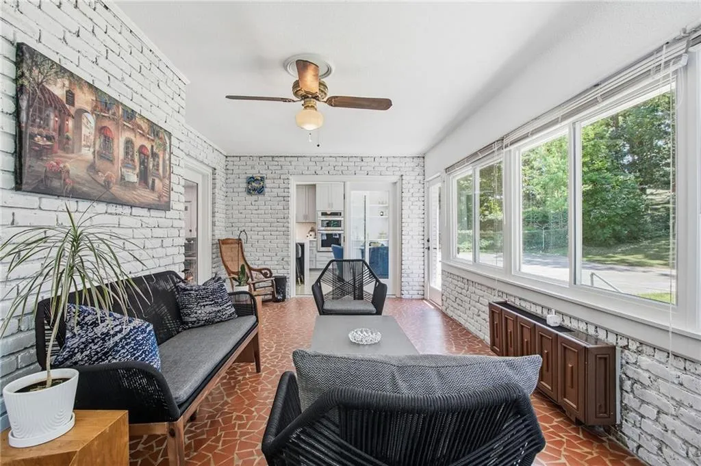 460 Riverside Parkway, Sandy Springs, Georgia 30328, 5 Bedrooms Bedrooms, ,5 BathroomsBathrooms,Residential,For Sale,460 Riverside Parkway,7756187