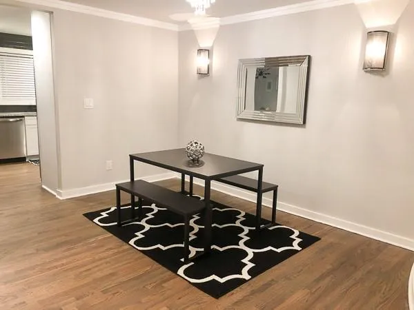 5400 Roswell Road Unit D2, Atlanta, Georgia 30342, 3 Bedrooms Bedrooms, ,2 BathroomsBathrooms,Residential,Sold,5400 Roswell Road Unit D2,6515783