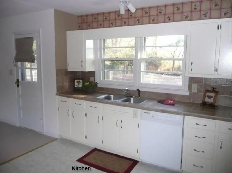 6711 Sunny Brook Lane, Atlanta, Georgia 30328, 3 Bedrooms Bedrooms, ,2 BathroomsBathrooms,Residential,Sold,6711 Sunny Brook Lane,5507645