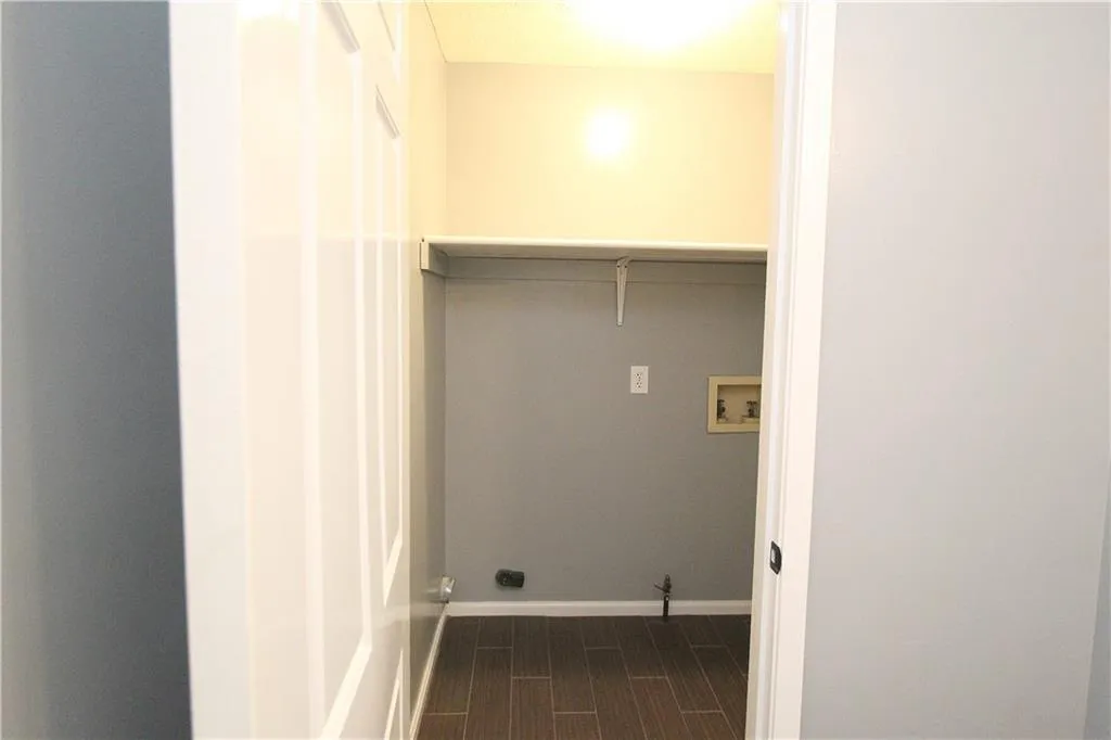 502 Dunwoody Chace, Sandy Springs, Georgia 30328, 3 Bedrooms Bedrooms, ,2 BathroomsBathrooms,Residential,Sold,502 Dunwoody Chace,6767530
