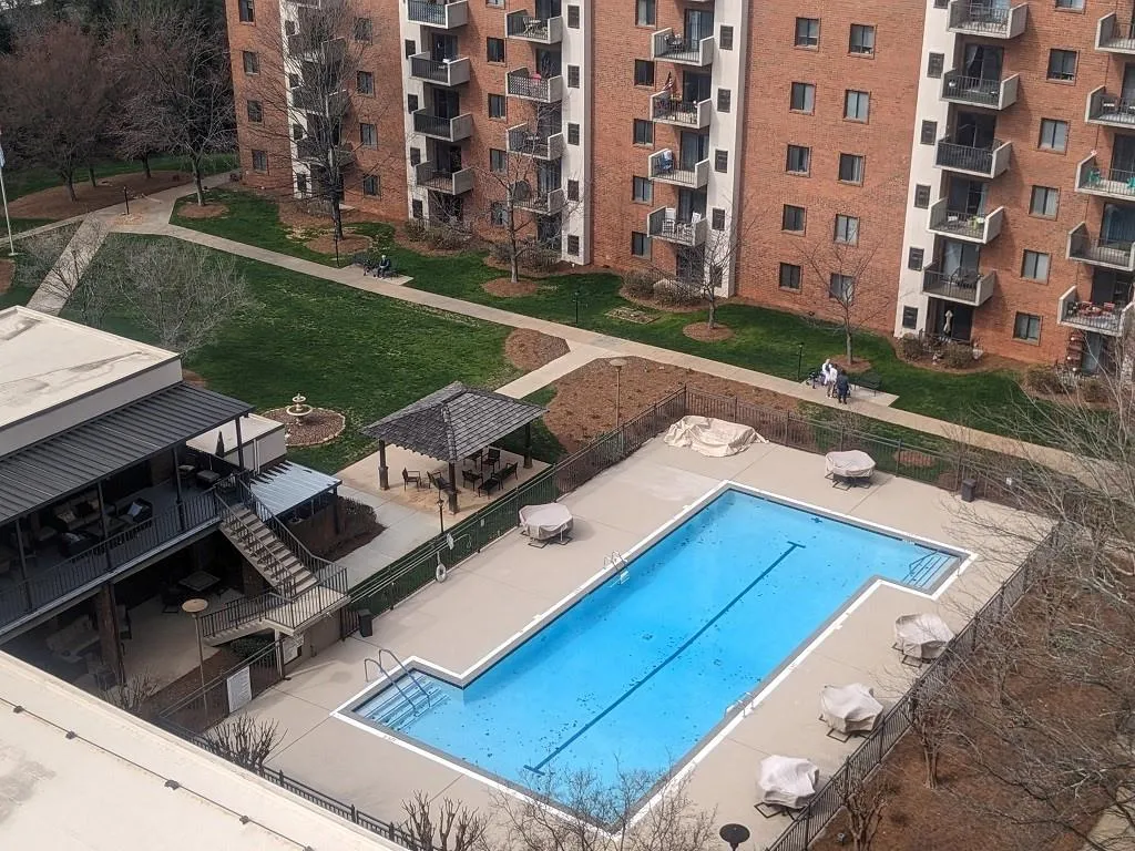 300 Johnson Ferry Road Ne Unit A1014, Sandy Springs, Georgia 30328, 2 Bedrooms Bedrooms, ,2 BathroomsBathrooms,Residential,Sold,300 Johnson Ferry Road Ne Unit A1014,7175772