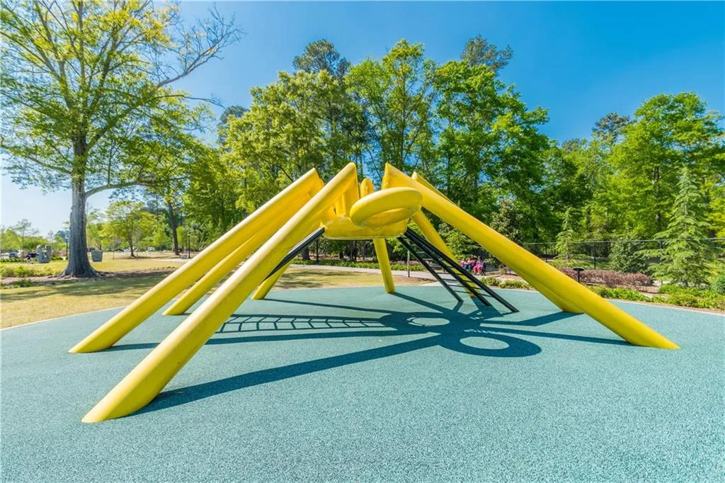 14 Brandon Ridge Drive, Sandy Springs, Georgia 30028, 4 Bedrooms Bedrooms, ,2 BathroomsBathrooms,Residential,Sold,14 Brandon Ridge Drive,5982563