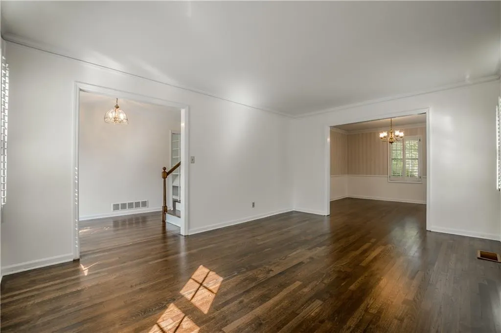 14 Brandon Ridge Drive, Sandy Springs, Georgia 30028, 4 Bedrooms Bedrooms, ,2 BathroomsBathrooms,Residential,Sold,14 Brandon Ridge Drive,5982563