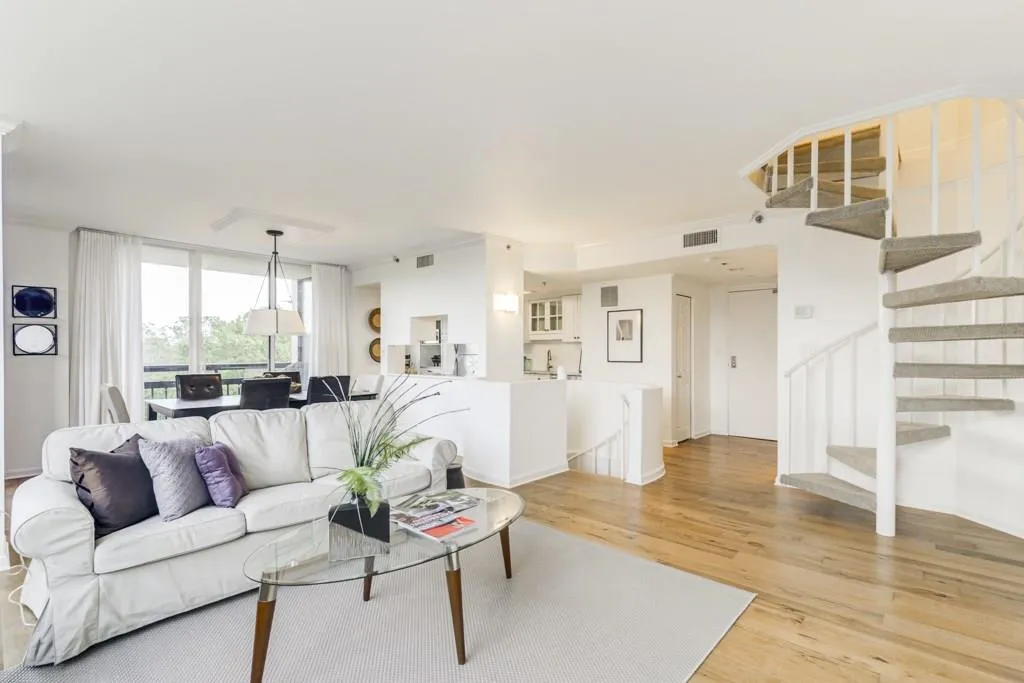 1130 Piedmont Avenue Ne Unit 914, Atlanta, Georgia 30309, 3 Bedrooms Bedrooms, ,3 BathroomsBathrooms,Residential,Sold,1130 Piedmont Avenue Ne Unit 914,5921156