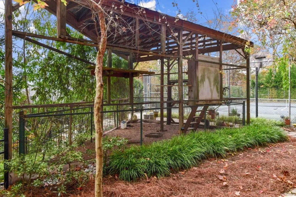 5335 Long Island Drive Nw, Sandy Springs, Georgia 30327, 6 Bedrooms Bedrooms, ,6 BathroomsBathrooms,Residential,Sold,5335 Long Island Drive Nw,6976126