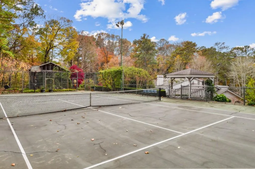 5335 Long Island Drive Nw, Sandy Springs, Georgia 30327, 6 Bedrooms Bedrooms, ,6 BathroomsBathrooms,Residential,Sold,5335 Long Island Drive Nw,6976126