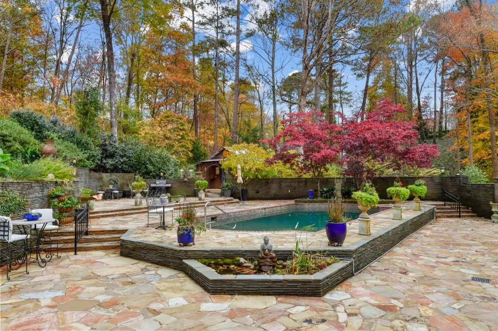 5335 Long Island Drive Nw, Sandy Springs, Georgia 30327, 6 Bedrooms Bedrooms, ,6 BathroomsBathrooms,Residential,Sold,5335 Long Island Drive Nw,6976126