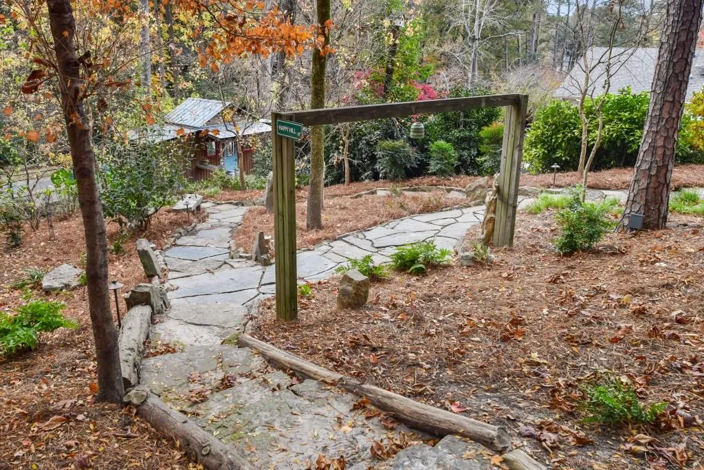 5335 Long Island Drive Nw, Sandy Springs, Georgia 30327, 6 Bedrooms Bedrooms, ,6 BathroomsBathrooms,Residential,Sold,5335 Long Island Drive Nw,6976126