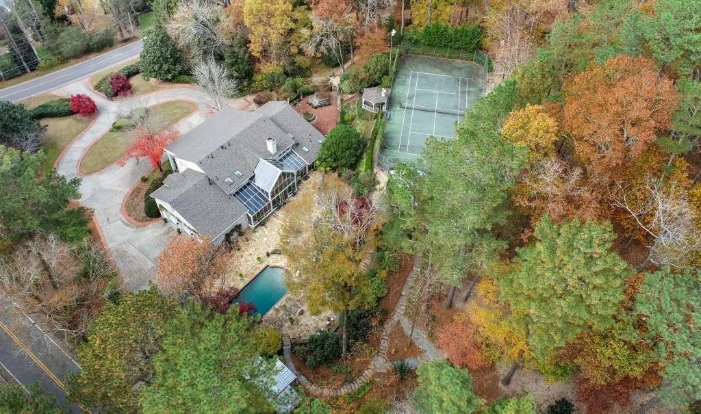 5335 Long Island Drive Nw, Sandy Springs, Georgia 30327, 6 Bedrooms Bedrooms, ,6 BathroomsBathrooms,Residential,Sold,5335 Long Island Drive Nw,6976126