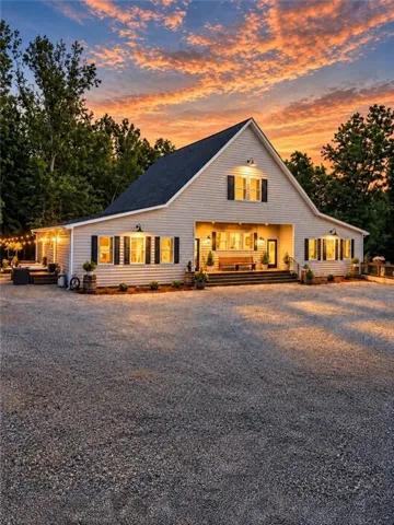 426 Thompson Creek Park Road, Dawsonville, Georgia 30534