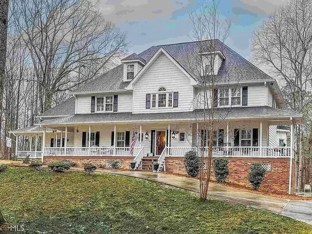 125 Sir Lancelot Court, Fayetteville, Georgia 30214