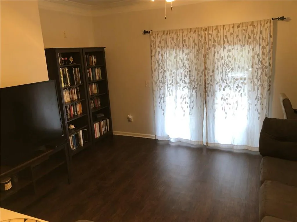 5559 Glenridge Drive Unit 2105, Atlanta, Georgia 30342, 1 Bedroom Bedrooms, ,1 BathroomBathrooms,Residential,Sold,5559 Glenridge Drive Unit 2105,6128309