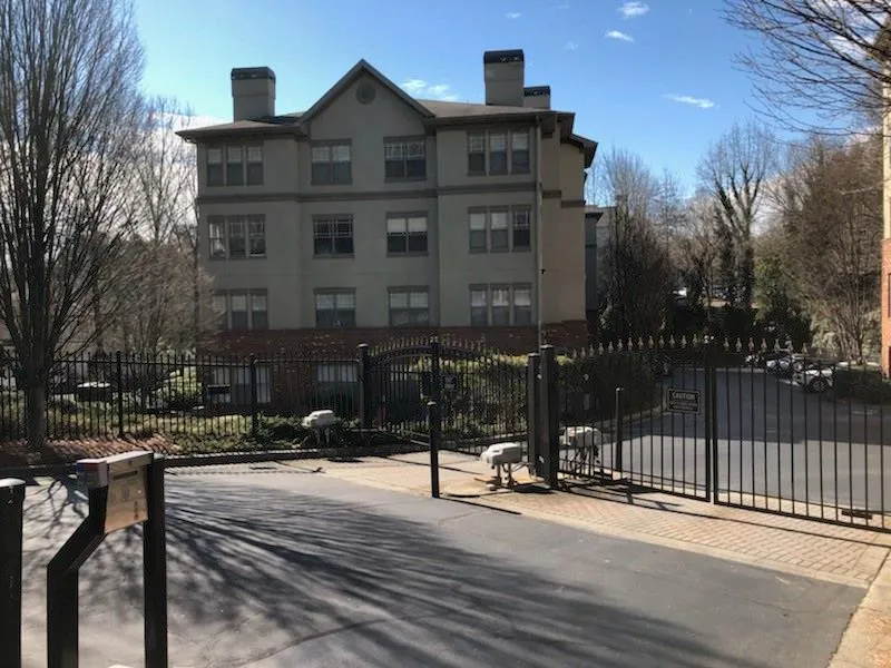 5559 Glenridge Drive Unit 2105, Atlanta, Georgia 30342, 1 Bedroom Bedrooms, ,1 BathroomBathrooms,Residential,Sold,5559 Glenridge Drive Unit 2105,6128309