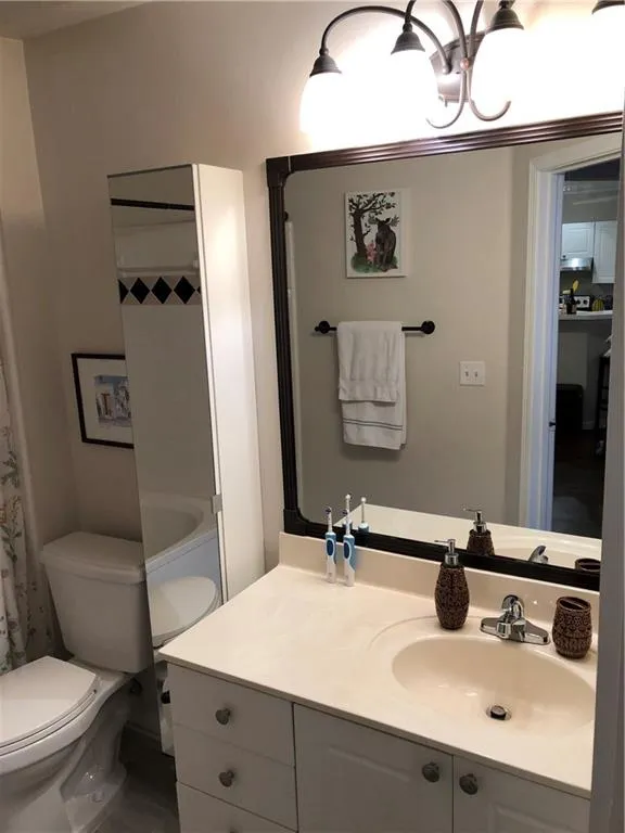 5559 Glenridge Drive Unit 2105, Atlanta, Georgia 30342, 1 Bedroom Bedrooms, ,1 BathroomBathrooms,Residential,Sold,5559 Glenridge Drive Unit 2105,6128309