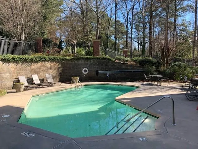 5559 Glenridge Drive Unit 2105, Atlanta, Georgia 30342, 1 Bedroom Bedrooms, ,1 BathroomBathrooms,Residential,Sold,5559 Glenridge Drive Unit 2105,6128309