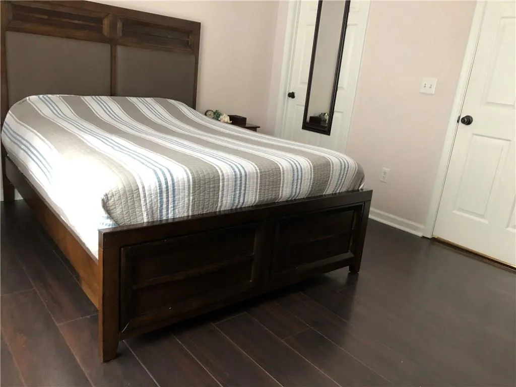 5559 Glenridge Drive Unit 2105, Atlanta, Georgia 30342, 1 Bedroom Bedrooms, ,1 BathroomBathrooms,Residential,Sold,5559 Glenridge Drive Unit 2105,6128309