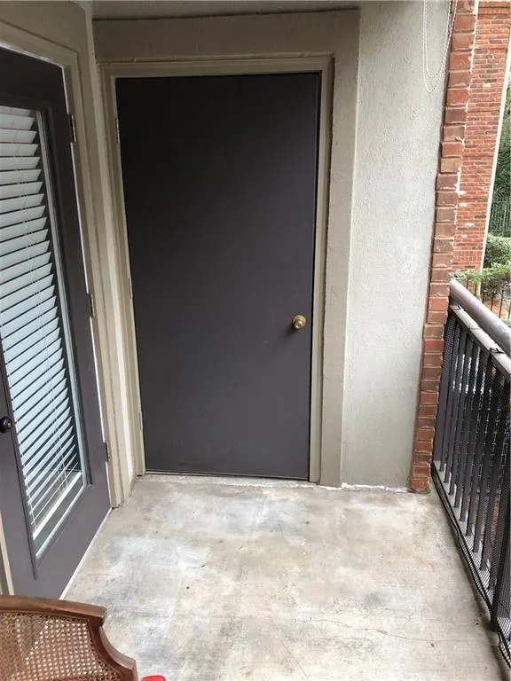 5559 Glenridge Drive Unit 2105, Atlanta, Georgia 30342, 1 Bedroom Bedrooms, ,1 BathroomBathrooms,Residential,Sold,5559 Glenridge Drive Unit 2105,6128309