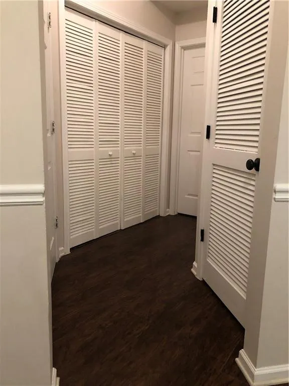 5559 Glenridge Drive Unit 2105, Atlanta, Georgia 30342, 1 Bedroom Bedrooms, ,1 BathroomBathrooms,Residential,Sold,5559 Glenridge Drive Unit 2105,6128309