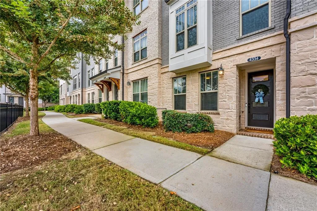 4334 Parkside Place, Atlanta, Georgia 30342, 3 Bedrooms Bedrooms, ,3 BathroomsBathrooms,Residential,Sold,4334 Parkside Place,7454514
