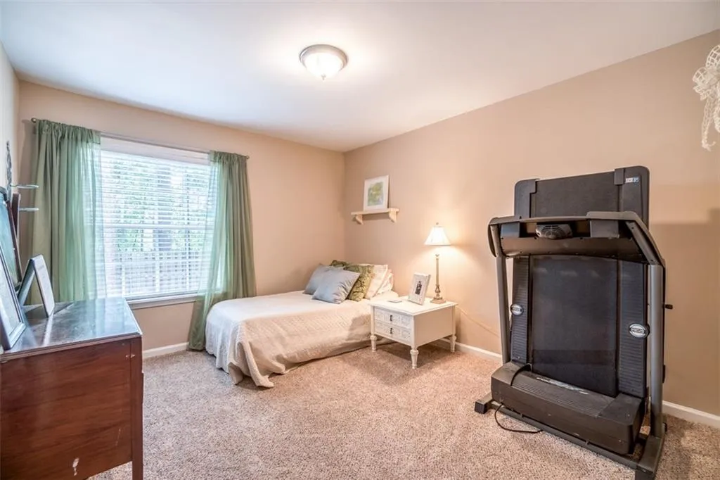 102 Brighton Point, Atlanta, Georgia 30328, 3 Bedrooms Bedrooms, ,2 BathroomsBathrooms,Residential,Sold,102 Brighton Point,5861439